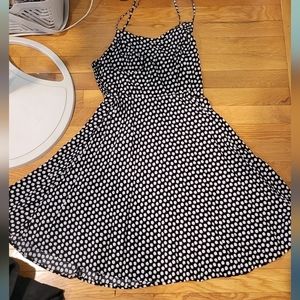 Small Old navy retro style black and white shell polka dot dress